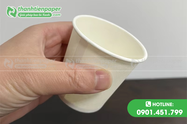 ly-giay-120ml-nho-gon-su-dung-tien-loi